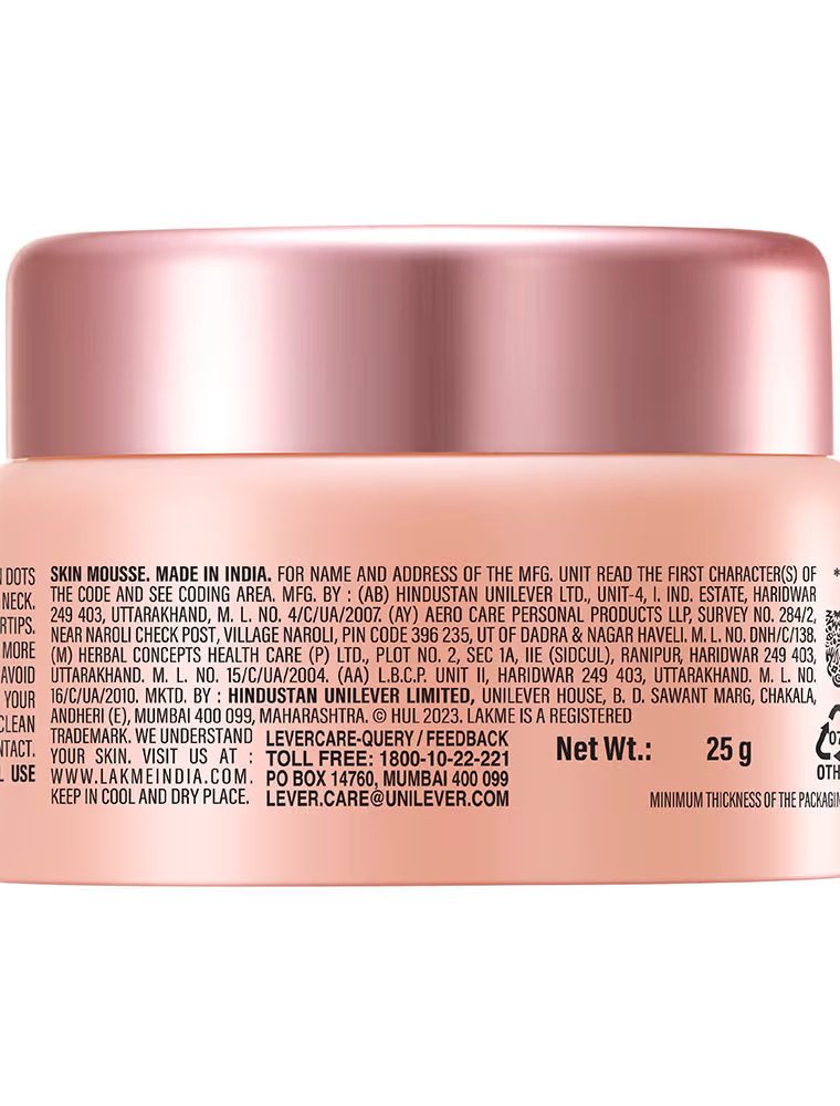 Lakme 9 to 5 CC Light Mousse