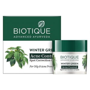 Biotique Winter Green Acne Control Spot Correcting Cream