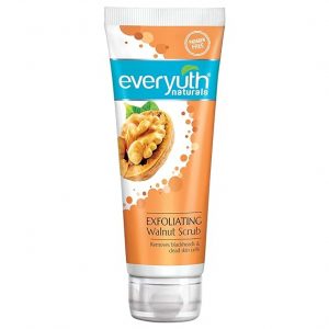 Everyuth Naturals Exfoliating Walnut Scrub